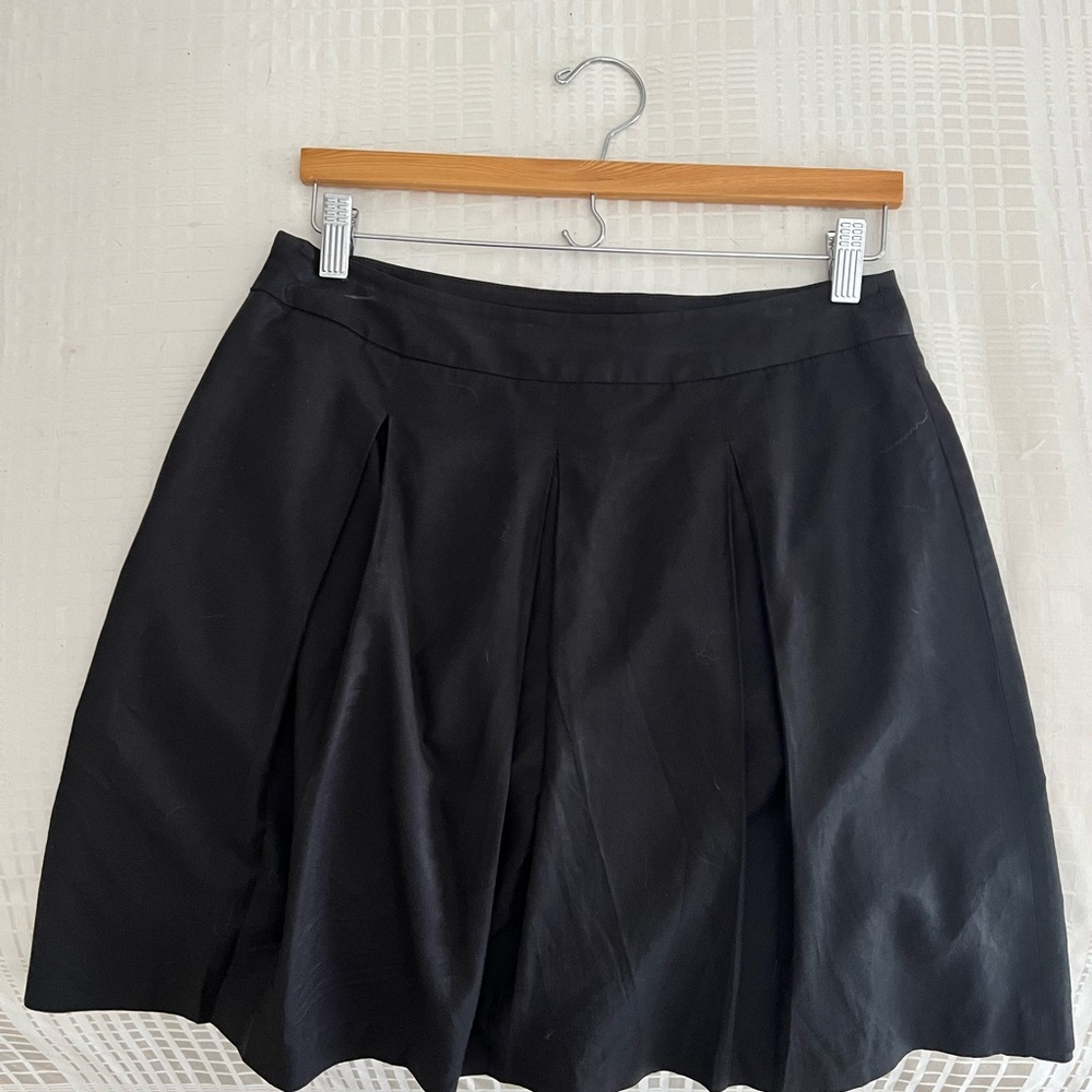 Satin skirt, vintage, like new, designer, A cut, fits true to size 2